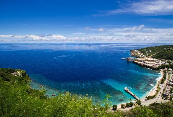 聖誕島的飛魚灣（Flying Fish Cove）© 澳洲旅遊局
