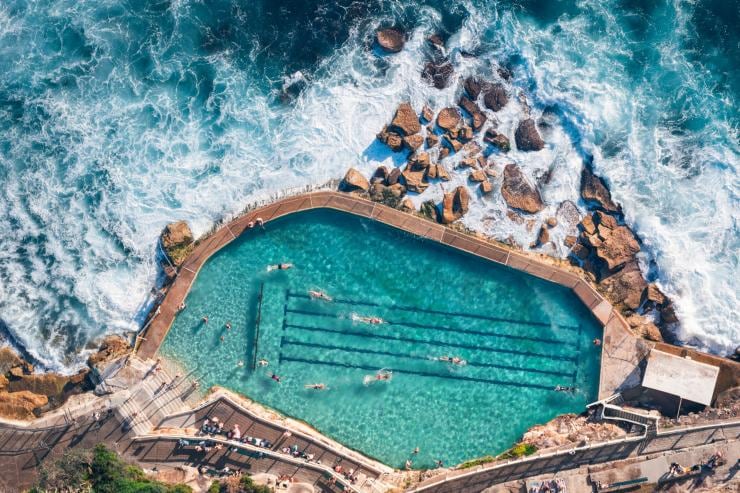 新南威爾士州悉尼布朗特海灘的布朗特浴場©澳洲旅遊局