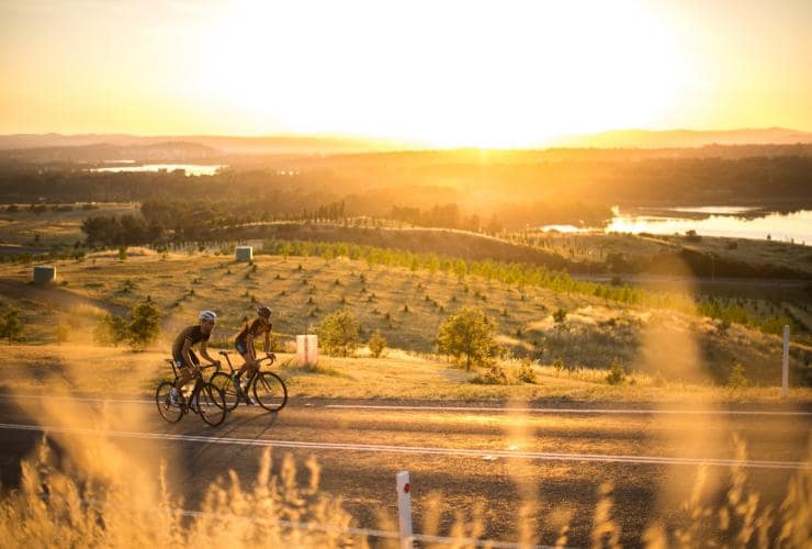 騎單車遊歷澳洲首都特領地坎培拉©坎培拉旅遊局Damian分局