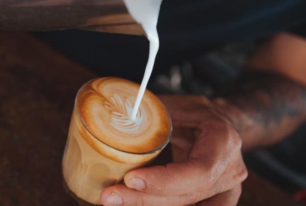 Coffee, Sassi's Restaurant, Port Douglas, Queensland © Tourism Australia