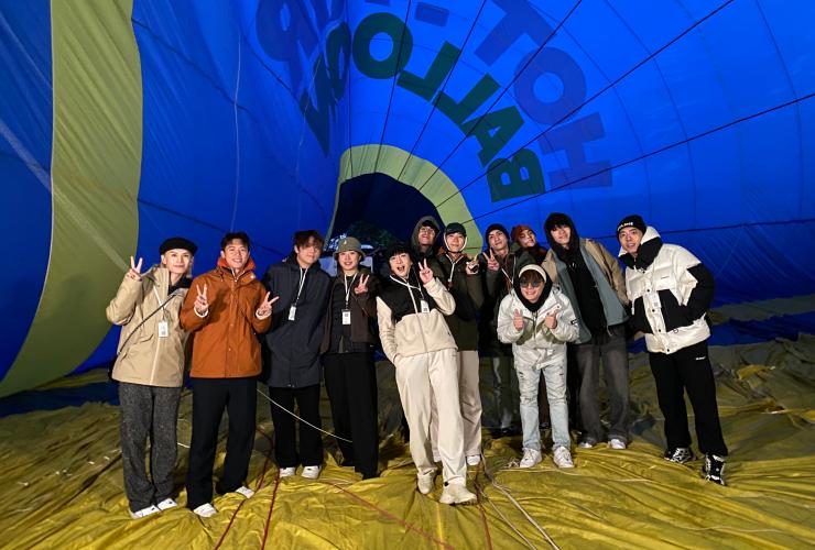 MIRROR成員對亞拉河谷的熱氣球體驗印象深刻 © ViuTV