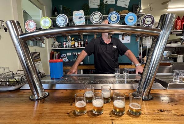 可以品嘗不同類型的啤酒