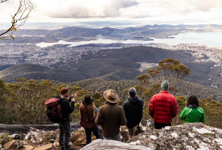 塔斯曼尼亞荷伯特kunanyi/威靈頓山（Mount Wellington）©澳洲旅遊局