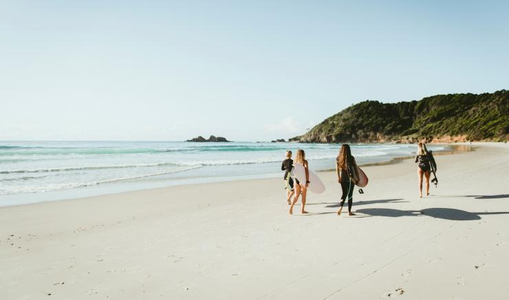 新南威爾士拜倫灣的布洛肯海灘（Broken Head Beach）© 昆士蘭旅遊及活動推廣局