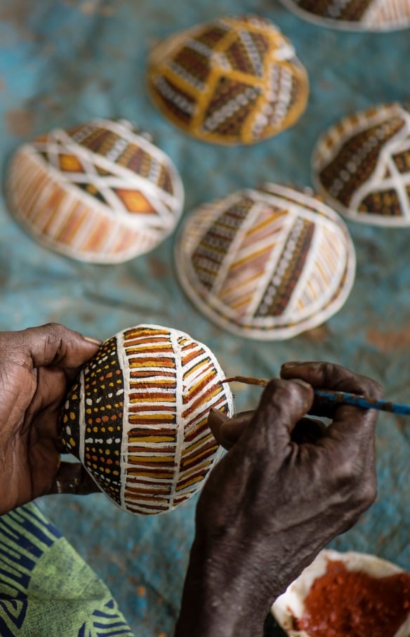 提維群島Tiwi Design藝術中心©北領地旅遊局/Shaana McNaught