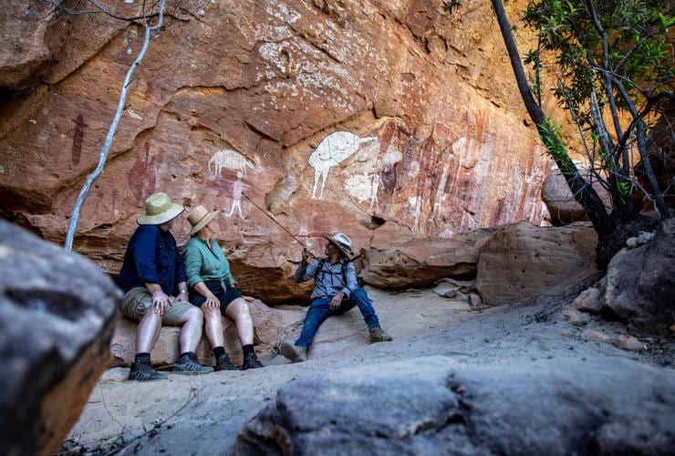 昆士蘭州約克角（Cape York）的Jarramali岩石藝術觀光團（Jarramali Rock Art Tours）©昆士蘭旅遊及活動推廣局