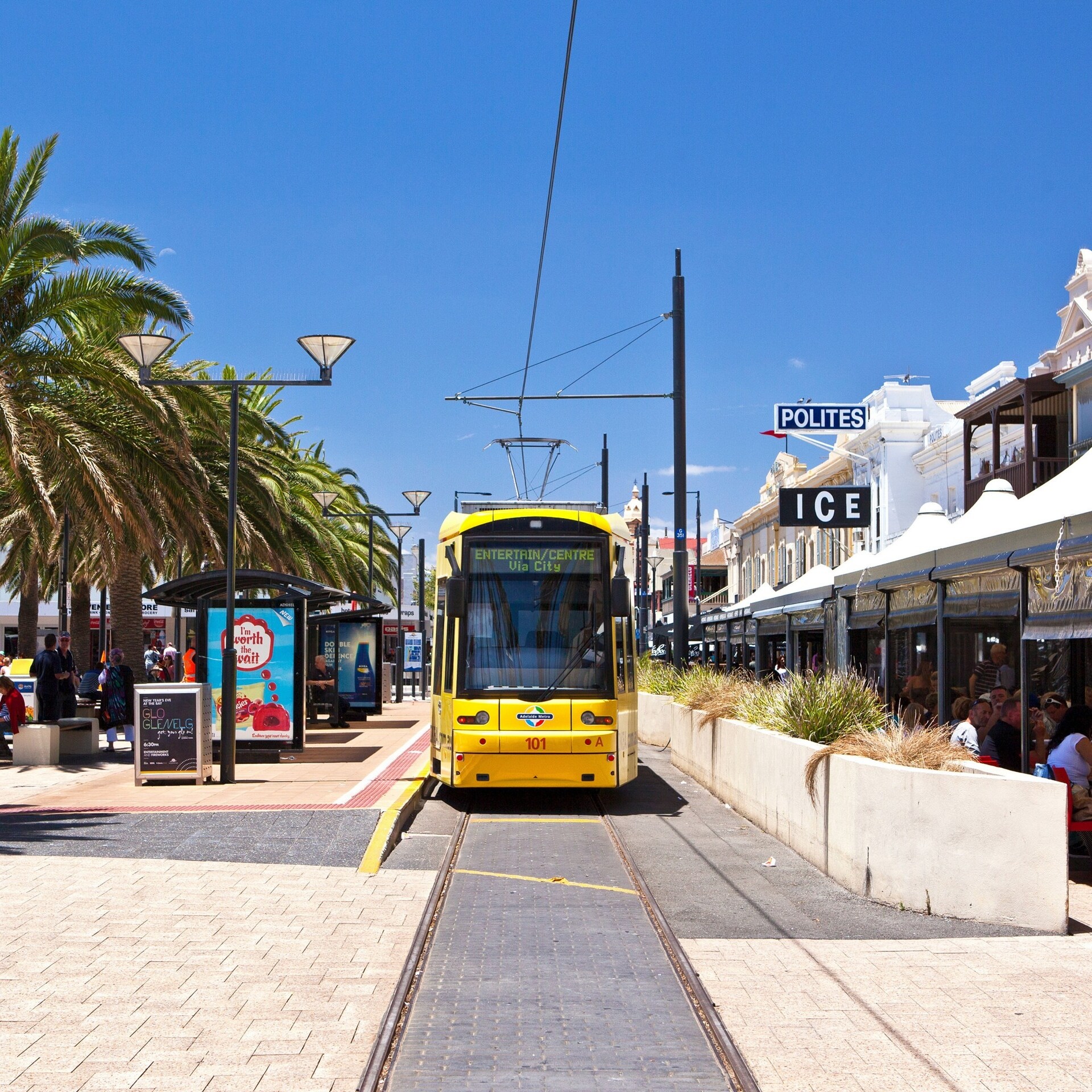 南澳州阿德萊德碼頭路（Jetty Road）的電車©南澳州旅遊局