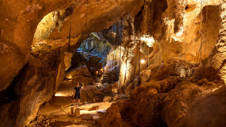 昆士蘭州洛克漢普頓摩羯洞©Capricorn Caves