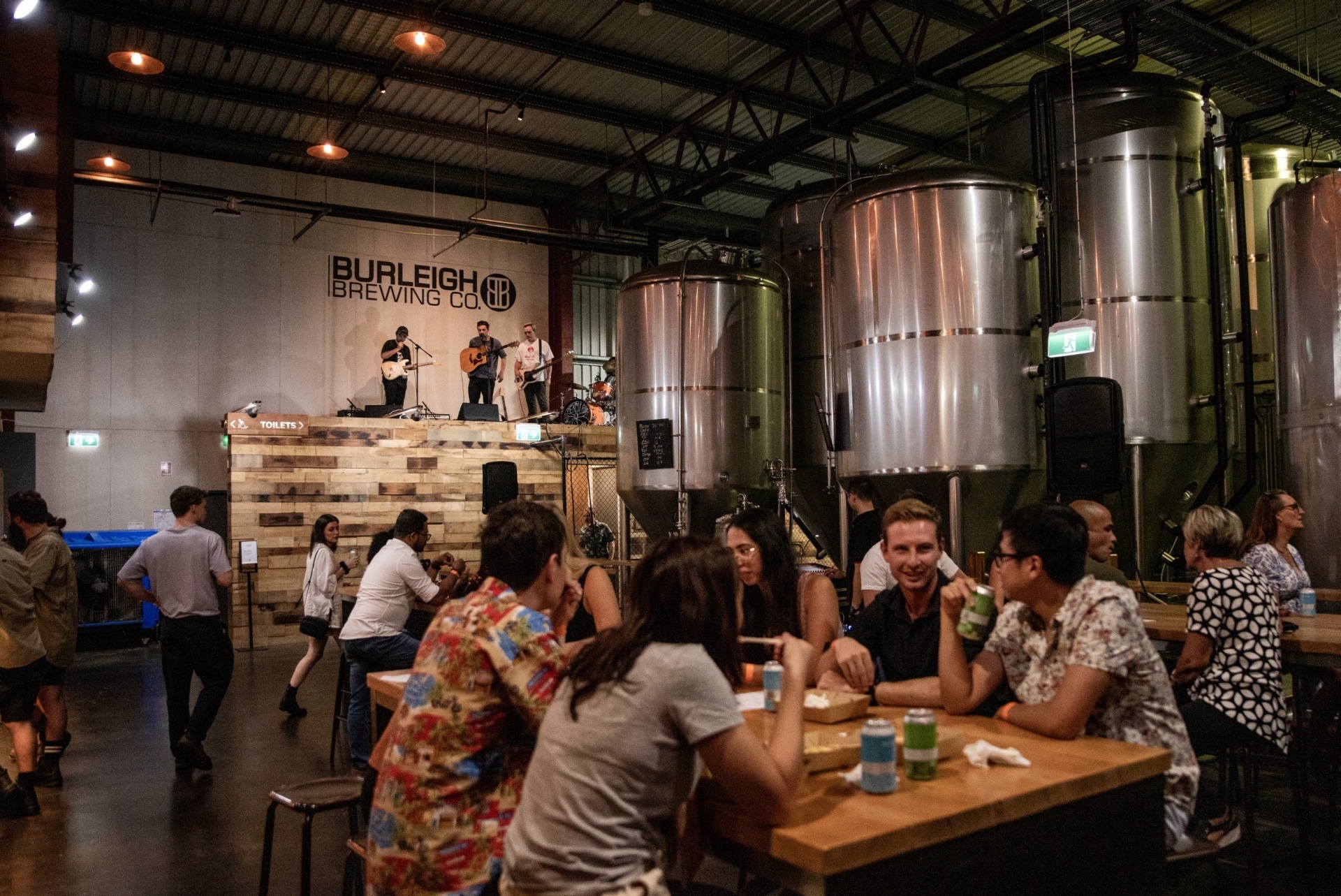 昆士蘭州伯利角（Burleigh Heads）的伯利啤酒公司（Burleigh Brewing Co）©澳洲旅遊局