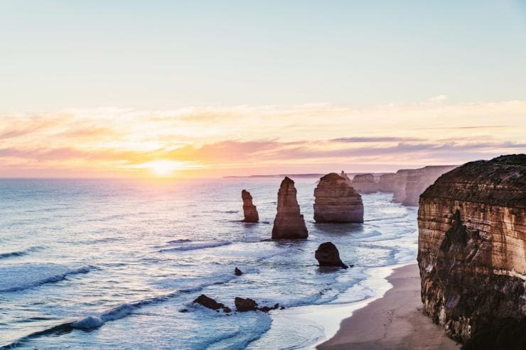 ビクトリア州、グレート・オーシャン・ロード、12使徒 © Great Ocean Road Tourism / Belinda Van Zanen