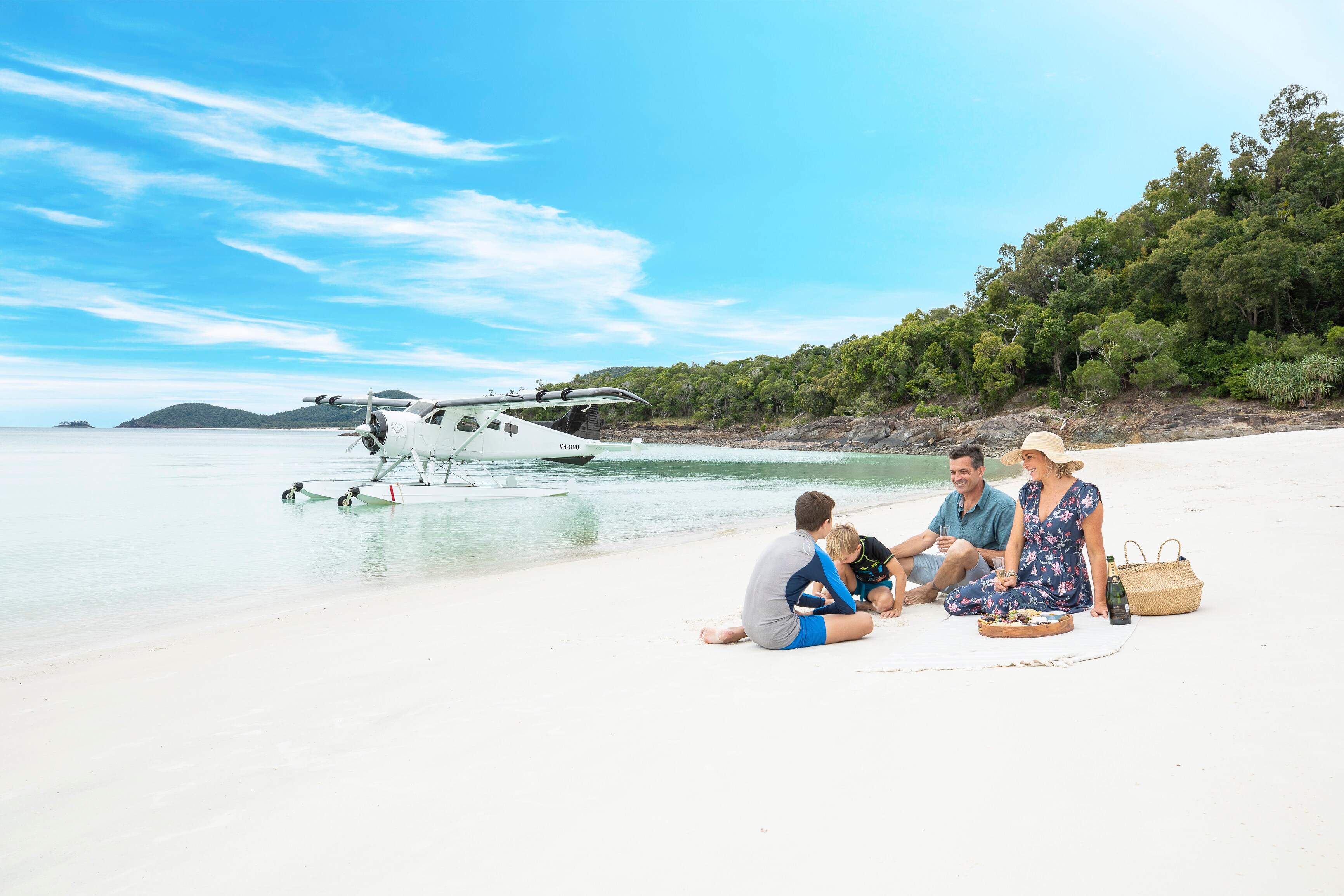 Whitehaven Beach, QLD © Tourism Australia
