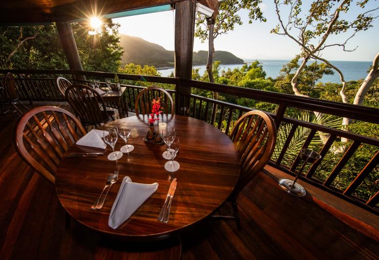 Ospreys Restaurant , Thala Beach Nature Reserve, Port Douglas, QLD © Colyn Lovegreen (Lovegreen Photography) 