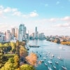 Luftaufnahme der Botanischen Gärten und der Stadt Brisbane © Clive D'Silva/Tourism and Events Queensland