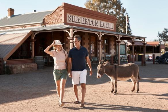 Silverton Hotel, Silverton, New South Wales © Destination NSW