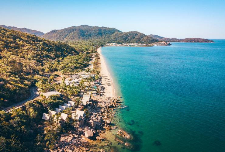 Base Hostel, Magnetic Island, Townsville, Queensland © Tourism and Events Queensland