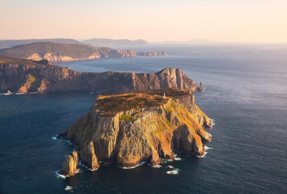 Tasman Island, Tasman Peninsula, Tasmanien © Tourism Australia
