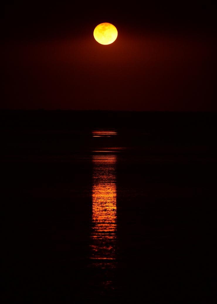 Staircase to the Moon, Broome, Western Australia © James Morgan and Australia's North West Tourism