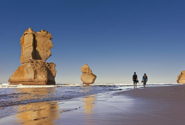 Twelve Apostles, Great Ocean Road, Victoria © Visit Melbourne/Mark Watson