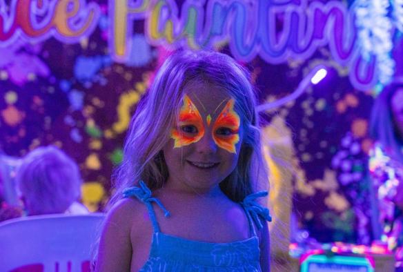 Girl with face paint, Hawkesbury, New South Wales © Hawkesbury City Council