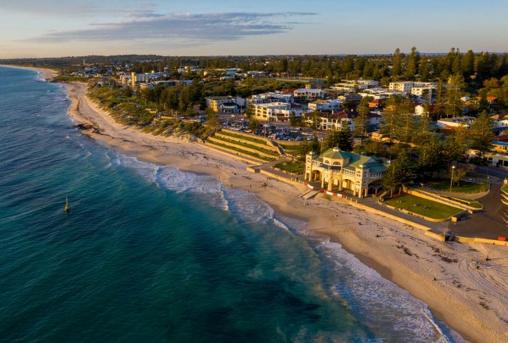 Cottesloe Beach, Perth, Western Australia © Tourism Australia