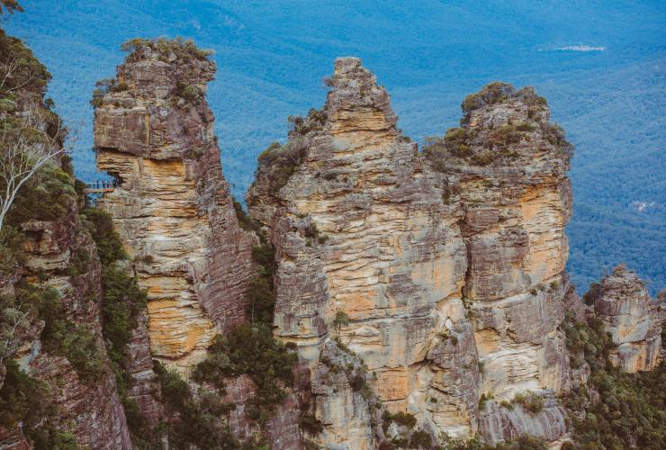 Three Sisters, Blue Mountains, NSW © Tourism Australia