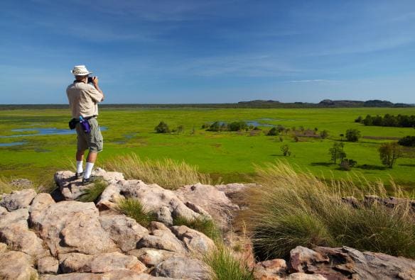 Ubirr lookout, Kakadu National Park, Northern Territory © Ewen Bell / Bill Peach Journeys