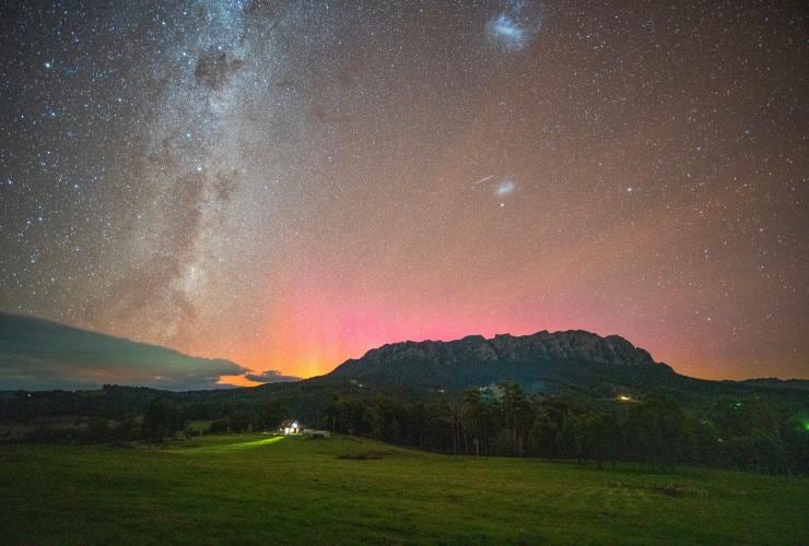 Aurora Australis, Mt Roland, Tasmania ©  Tourism Tasmania