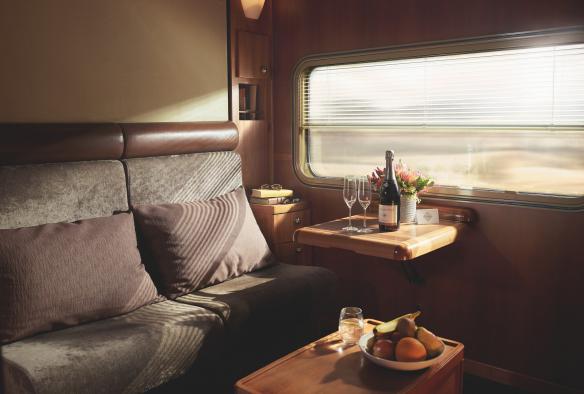 The Indian Pacific © Heather Dinas Photography