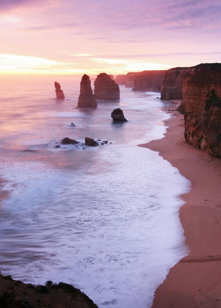 12 Apostles, Great Ocean Road, VIC © Visit Victoria