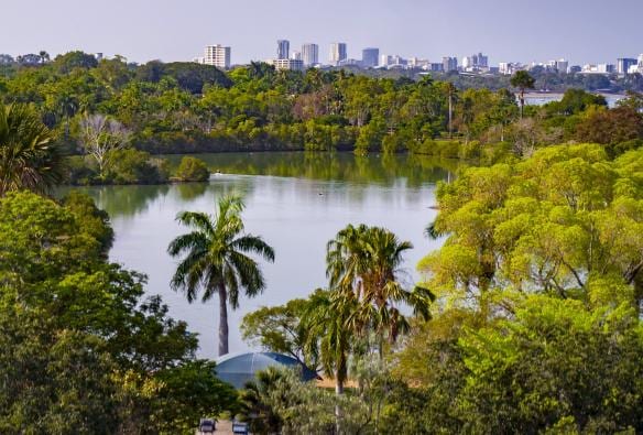 Lake Alexander, East Point Reserve, Darwin, Northern Territory © Tourism NT