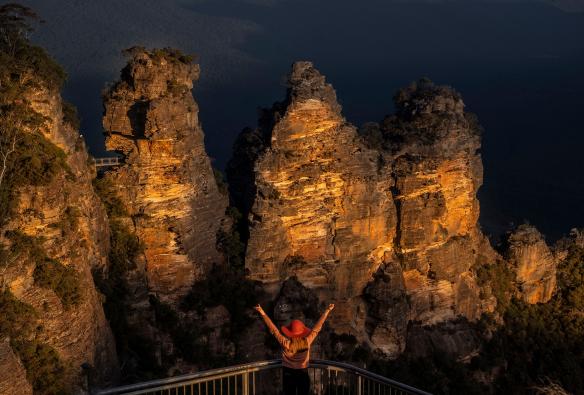 Echo Point Lookout, Katoomba, NSW © Rob Mulally