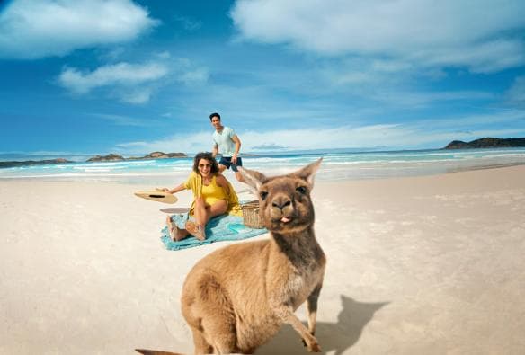 Lucky Bay, Cape Le Grand National Park, WA © Georges Antoni