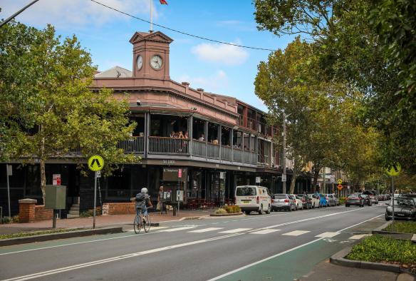 The Clock Hotel, Surry Hills, Sydney, New South Wales © City of Sydney/Katherine Griffiths