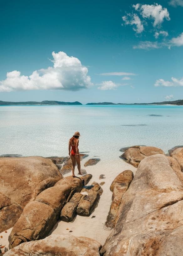 Whitehaven Beach, Whitsundays, QLD © Tourism and Events Queensland