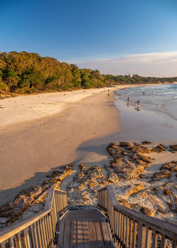 The Pass, Byron Bay, NSW © Tourism Australia