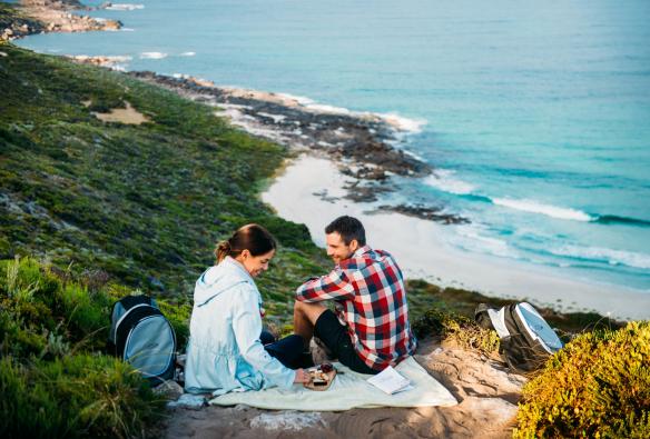 Cape to Cape Track, Wilyabrup Cliffs, WA © Tourism Western Australia and Walk into Luxury