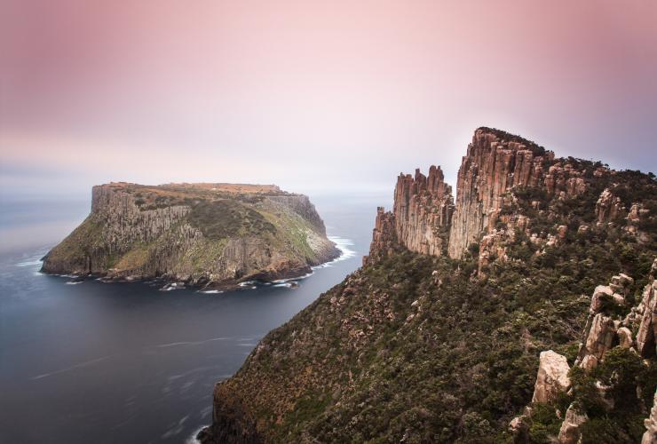 Three Capes Track, Tasman Island, TAS © Tasmania Parks and Wildlife Service