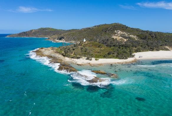 North Point, Moreton Island, Queensland © Tourism and Events Queensland
