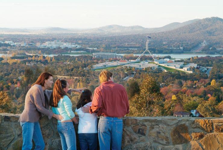 Redhill lookout, Canberra, Australian Capital Territory © Visit Canberra