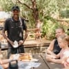 Borrgoron Coast to Creek Tours, Cygnet Bay Pearl Farm, Dampier Peninsula, Australie Occidentale © Tourism Australia