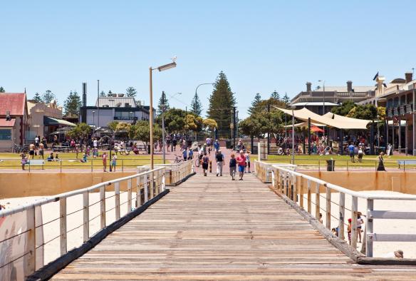 Henley Beach, Adélaïde, Australie du Sud © South Australian Tourism Commission