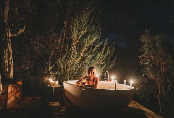 Pumphouse Point, Cradle Mountain-Lake St Clair National Park, TAS © Jarrad Seng