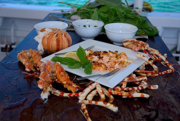 Un somptueux plateau de poissons et fruits de mer à Haggerstone Island, Grande Barrière de Corail, Queensland © Haggerstone Island