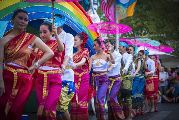 Danza folcloristica Dai per il Capodanno cinese, Sydney, New South Wales © City of Sydney