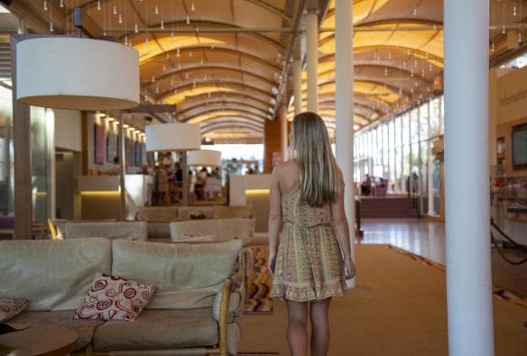 Red Ochre Spa, Yulara, Northern Territory © Tourism Australia