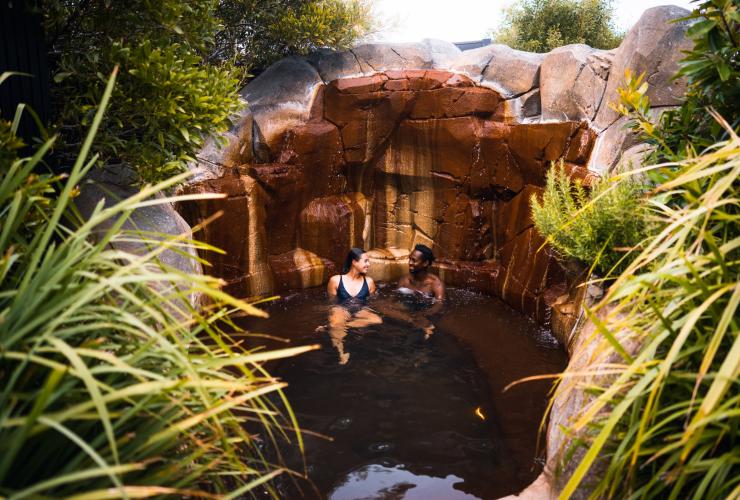 The Deep Blue Hotel & Hot Springs, Warrnambool, Victoria © Visit Victoria