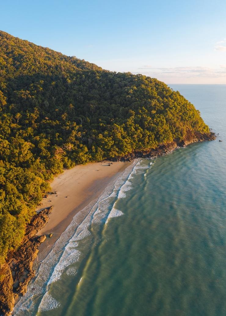 Noah Beach, Cape Tribulation, Queensland © Tourism Australia