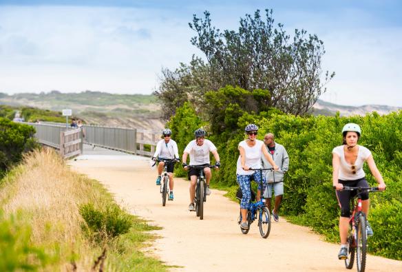 In bicicletta a Kilcunda, Gippsland, Victoria © Visit Victoria