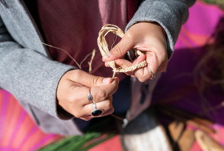 オーストラリア首都特別地域、キャンベラ、国立樹木園、ンガラ・ツアーズ © Tourism Australia