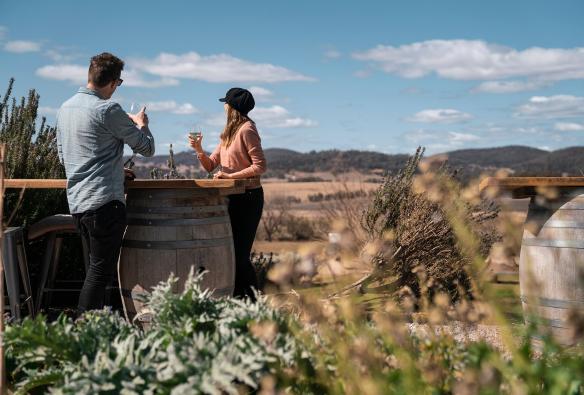 ニュー・サウス・ウェールズ州、マッジー、ロウ・ワイン © Tourism Australia